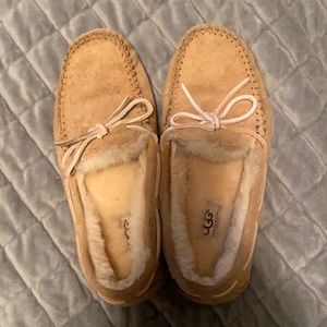 Ugh moccasins